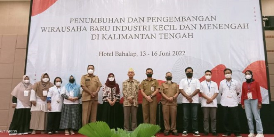 Sebanyak 160 calon wirausaha baru (WUB) mengikuti Bimbingan Teknis Produksi Penumbuhan dan Pengembangan Wirsausaha Baru Industri Kecil Menengah