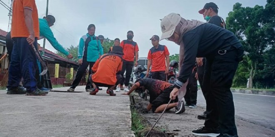 Gerakan Fairid-Umi Siaga yang diimplementasikan melalui kegiatan bersih-bersih sampah atau kerja bakti, dijadwalkan akan menjadi kegiatan rutin dilaksanakan