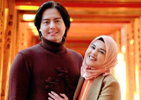 Roger Danuarta dan Cut Meyriska