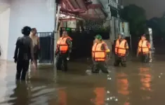 Banjir landa Cimanggis, Depok. (Foto: BNPB)